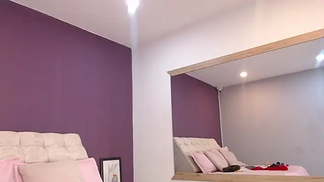 Valerii Mariin online show from November 24, 2025, 7:35 pm