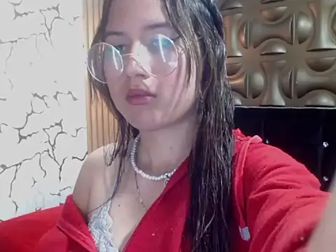 tinibunny online show from November 15, 2025, 7:32 pm