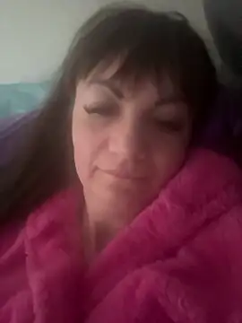 Butterfly8385 online show from March 8, 2026, 6:28 am