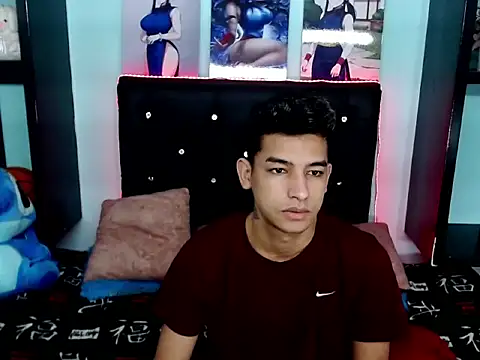 x Aaron x online show from October 10, 2025, 8:24 am