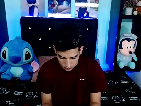x Aaron x online show from October 16, 2025, 2:56 am