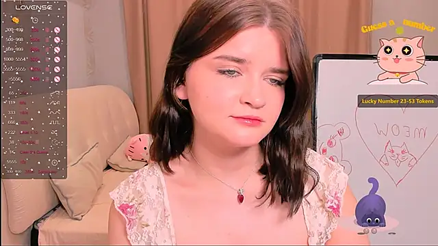 Mori Girll online show from October 11, 2025, 1:09 pm