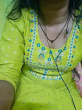 Snapshot of tamil_kanaka chatting on May 16, 2026, 10:12 am tamil kanaka online show from May 16, 2026, 10:12 am
