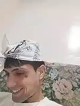 Laikerxxx online show from November 8, 2025, 4:01 am