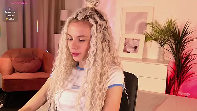 mia silkk online show from January 15, 2026, 6:18 am