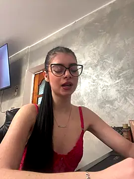 MissHerra2 online show from November 26, 2025, 12:17 pm