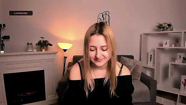 Lulu   Moon online show from April 9, 2026, 8:58 pm