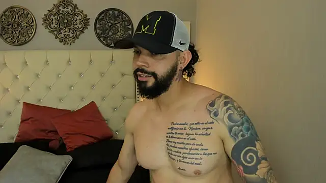 AlukardBig online show from October 16, 2025, 8:10 pm