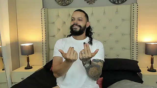 AlukardBig online show from October 29, 2025, 8:32 pm