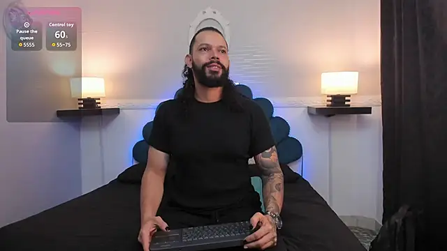 AlukardBig online show from November 18, 2025, 12:20 pm