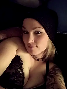 sexysiren93 online show from November 12, 2025, 9:32 am