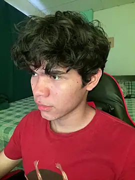 Im Camii online show from November 8, 2025, 6:07 pm