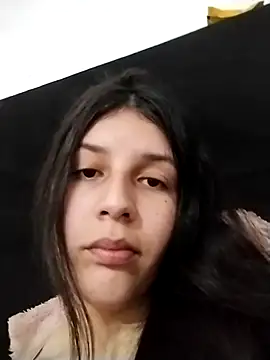 Thaila-Aurora online show from November 6, 2025, 11:37 pm