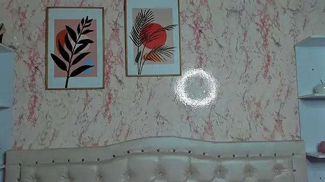 GabbiePrice online show from November 9, 2025, 3:10 pm