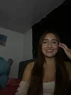 Snapshot of Leah_moon1 chatting on April 2, 2026, 3:15 am Leah moon1 online show from April 2, 2026, 3:15 am