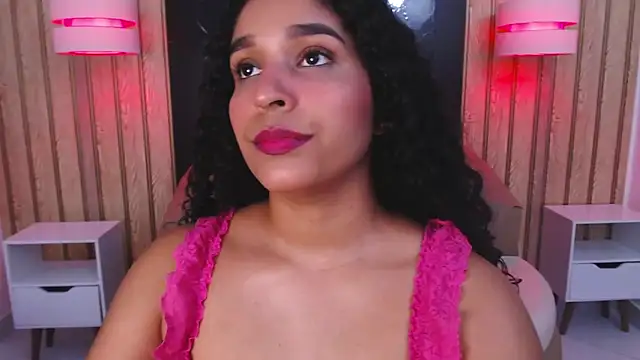 Snapshot of Belindamuller chatting on March 5, 2026, 12:17 am Belindamuller online show from March 5, 2026, 12:17 am