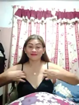 Snapshot of merr_ann123 chatting on June 5, 2026, 8:03 pm merr ann123 online show from June 5, 2026, 8:03 pm