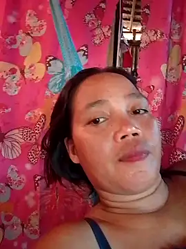 sweet lara33 online show from November 11, 2025, 8:03 am