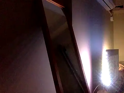 littleswannn online show from January 11, 2026, 5:01 am