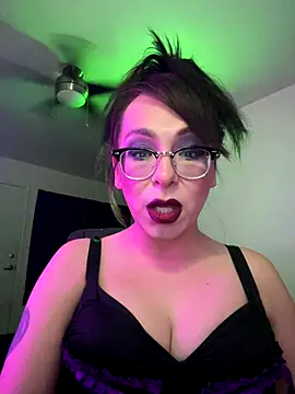 MiniMonroe online show from October 11, 2025, 8:46 am