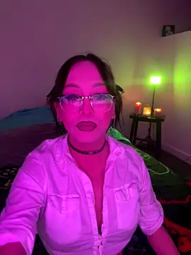 MiniMonroe online show from October 15, 2025, 6:02 am