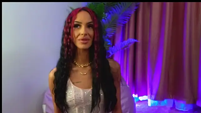 AyannaSilkk online show from October 20, 2025, 7:36 pm