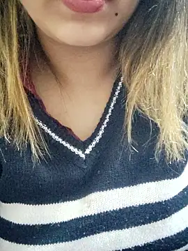 Tanha18 online show from January 5, 2026, 5:27 pm