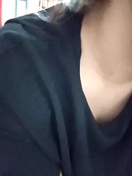 Tanha18 online show from April 10, 2026, 12:54 pm