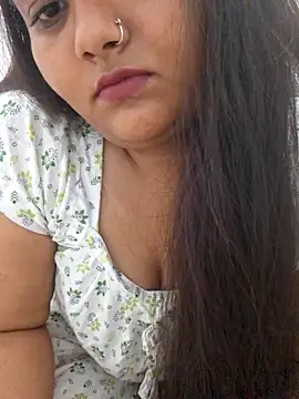 Snapshot of Saffroncutie chatting on October 15, 2025, 2:06 pm Saffroncutie online show from October 15, 2025, 2:06 pm