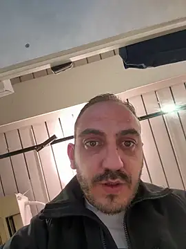 Snapshot of AlexGogo23 chatting on October 13, 2025, 1:55 pm AlexGogo23 online show from October 13, 2025, 1:55 pm