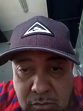 valboy08 online show from January 17, 2026, 12:32 pm