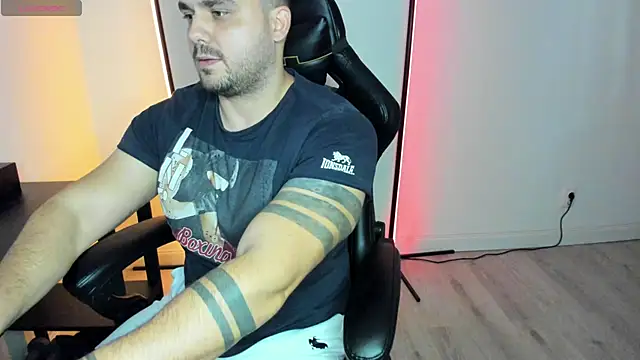 Snapshot of Danielbateson chatting on October 15, 2025, 1:55 pm Danielbateson online show from October 15, 2025, 1:55 pm