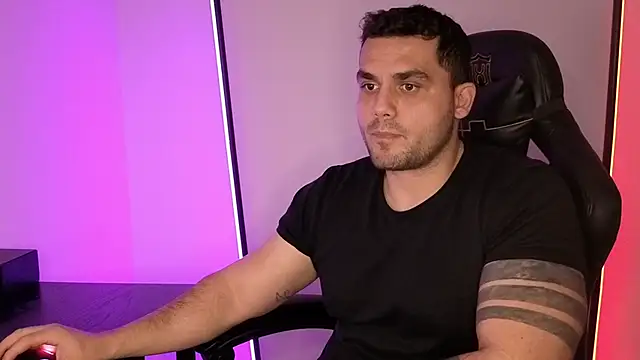 Snapshot of Danielbateson chatting on January 8, 2026, 2:19 pm Danielbateson online show from January 8, 2026, 2:19 pm