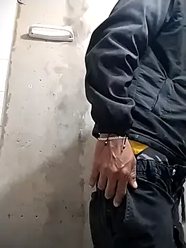 SlingingAsteroid online show from November 27, 2025, 7:38 pm