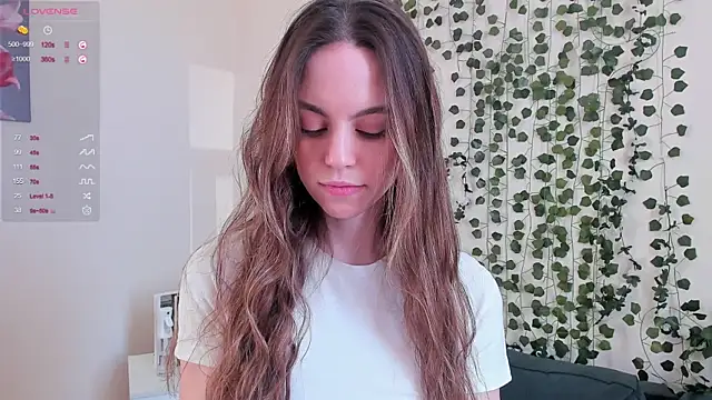 sweet and flirt online show from November 16, 2025, 6:41 am