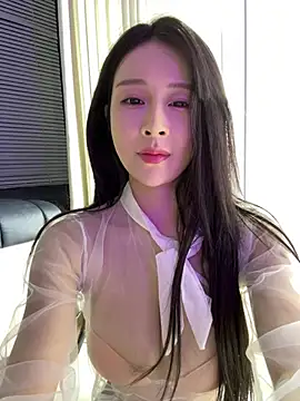 Snapshot of yiyi_3523 chatting on June 10, 2026, 12:59 pm yiyi 3523 online show from June 10, 2026, 12:59 pm