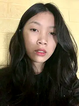 linh-lan1 online show from October 16, 2025, 11:00 am