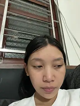 Snapshot of linh-lan1 chatting on June 17, 2026, 2:51 pm linh-lan1 online show from June 17, 2026, 2:51 pm
