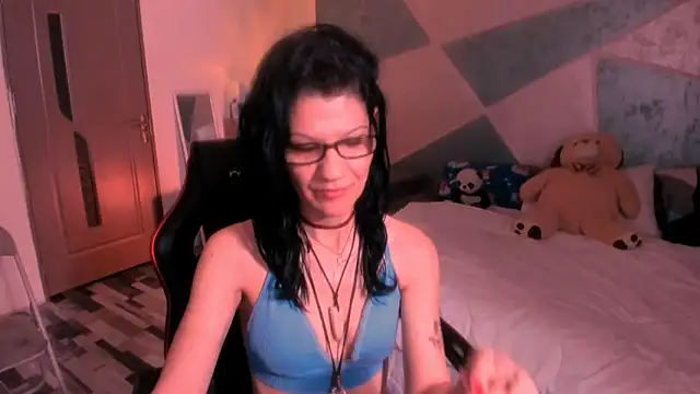 SweetSin40 online show from May 30, 2026, 7:00 pm