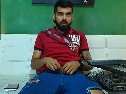 black kameron  online show from December 21, 2025, 1:02 am