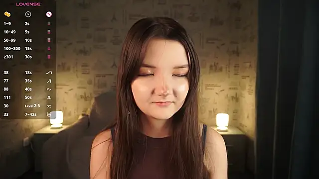  Cute World  online show from November 2, 2025, 9:39 pm