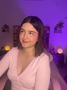 MIACUTEE  online show from October 15, 2025, 2:55 am