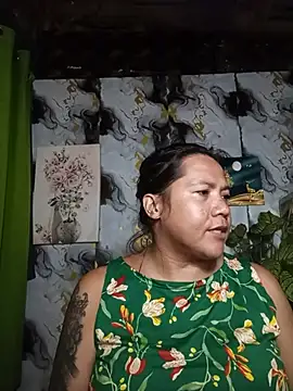 Snapshot of trishacummerts chatting on June 1, 2026, 4:31 pm trishacummerts online show from June 1, 2026, 4:31 pm