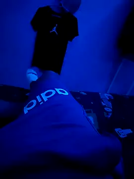 Snapshot of B4ldo25 chatting on November 22, 2025, 1:04 am B4ldo25 online show from November 22, 2025, 1:04 am