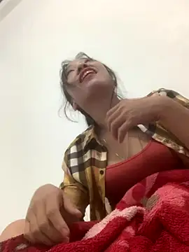 Linh sexyy online show from October 27, 2025, 7:56 am