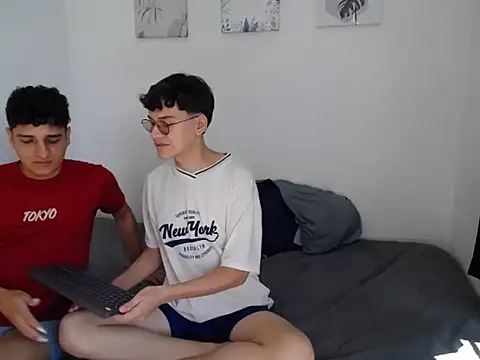 SpritzBoys online show from October 21, 2025, 1:45 pm