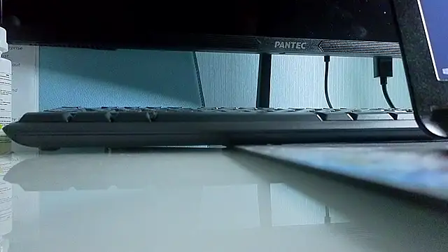 MissPompadure online show from October 22, 2025, 3:56 pm