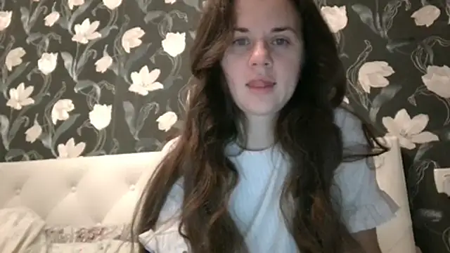 GiaaCaranggi online show from December 19, 2025, 8:05 pm