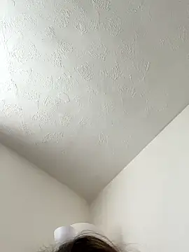 SweetLipsxo online show from January 7, 2026, 12:18 pm