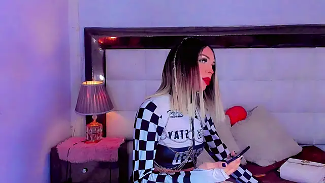 cute ts doll online show from November 1, 2025, 11:23 am